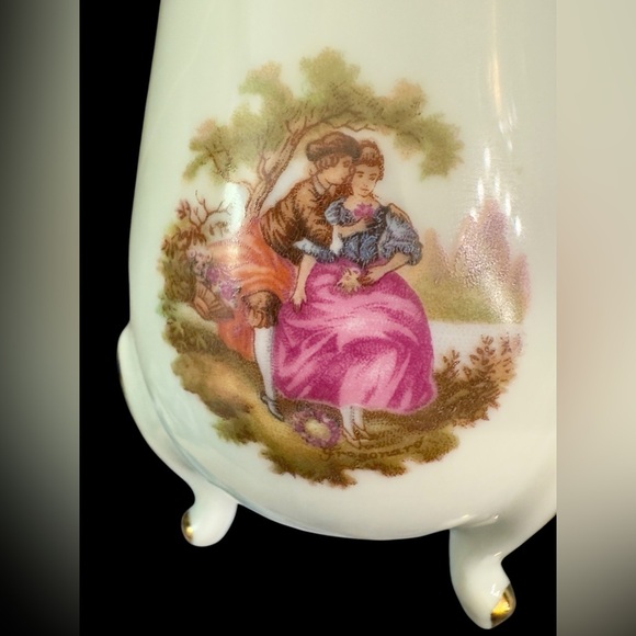 Vintage Limoges Fragonard Miniature Porcelain Egg Vase Courting Couple - Picture 8 of 14